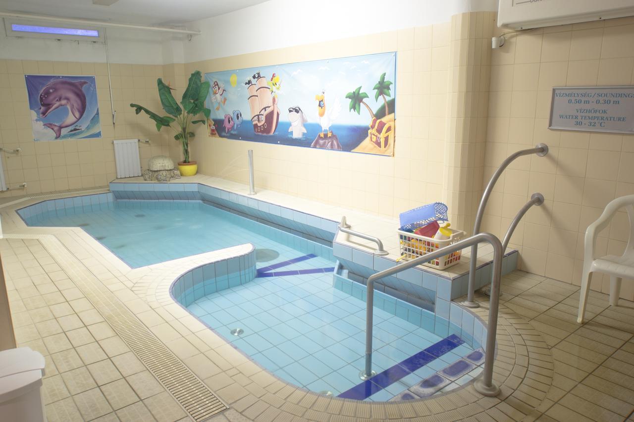 Matyas Kiraly Gyogy- Es Wellness Hotel Hajduszoboszlo Exterior photo