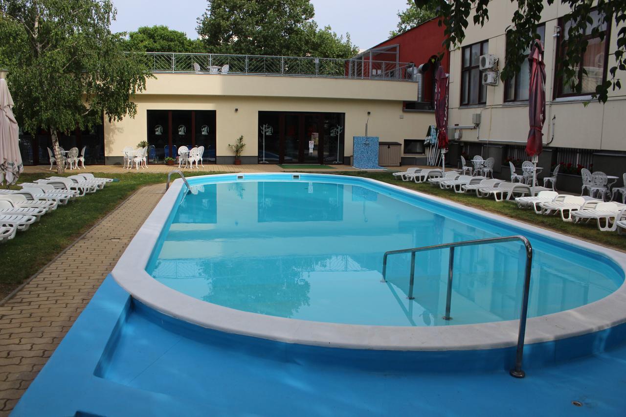 Matyas Kiraly Gyogy- Es Wellness Hotel Hajduszoboszlo Exterior photo